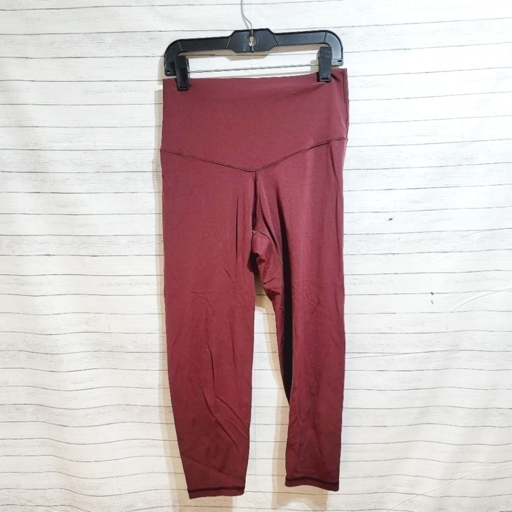 AERIE MAROON LEGGINGS, sz MEDIUM,